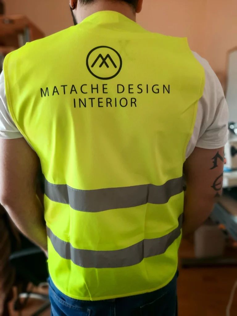 Vestă reflectorizantă pentru Matache Design